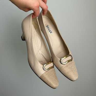 Vintage Bally Napa Flex Embellished Tan Heels Siz… - image 1