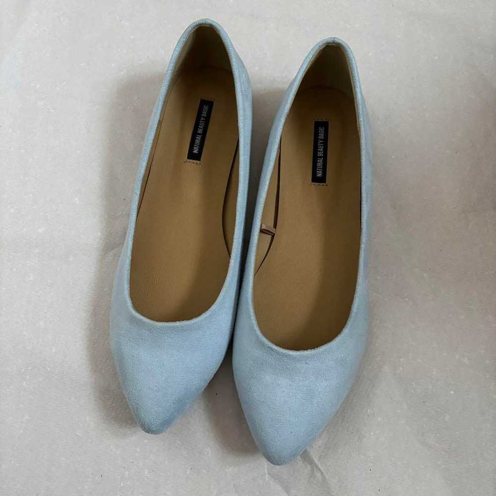 NATURAL BEAUTY BASIC pumps. - image 1