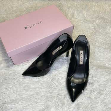 DIANA Enamel Pumps Black - image 1