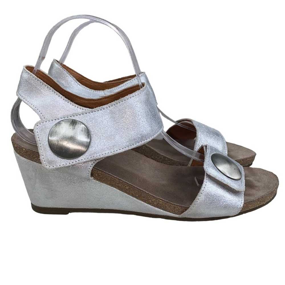 Taos Women’s Carousel Silver Leather Wedge Sandal… - image 1