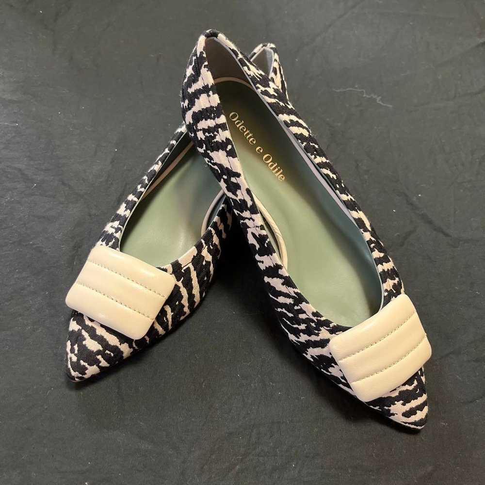 Odette and Odile Zebra Pattern Low-Heel Pumps 22.… - image 1