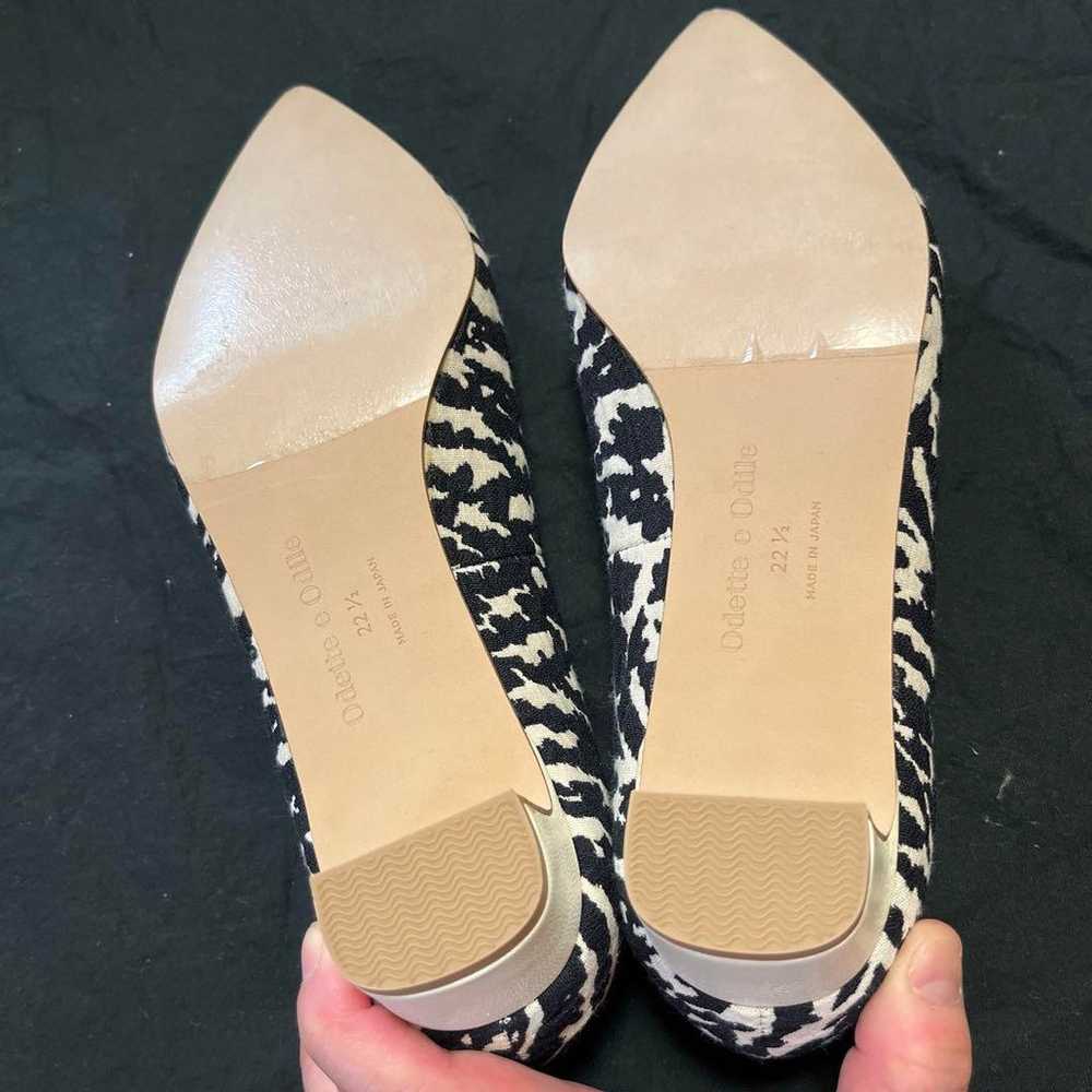 Odette and Odile Zebra Pattern Low-Heel Pumps 22.… - image 3