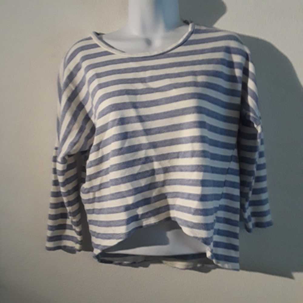 VTG.  LILY  ROSE SZ. MEDIUM BLUE/ WHITE STRIPED T… - image 1