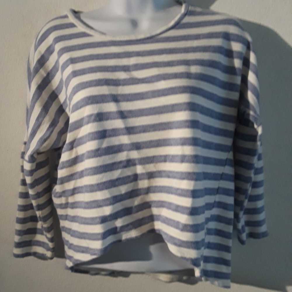 VTG.  LILY  ROSE SZ. MEDIUM BLUE/ WHITE STRIPED T… - image 2