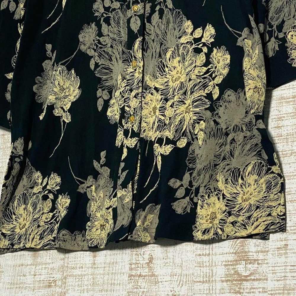 Ladies' tops, shirts, blouses, black, floral patt… - image 3