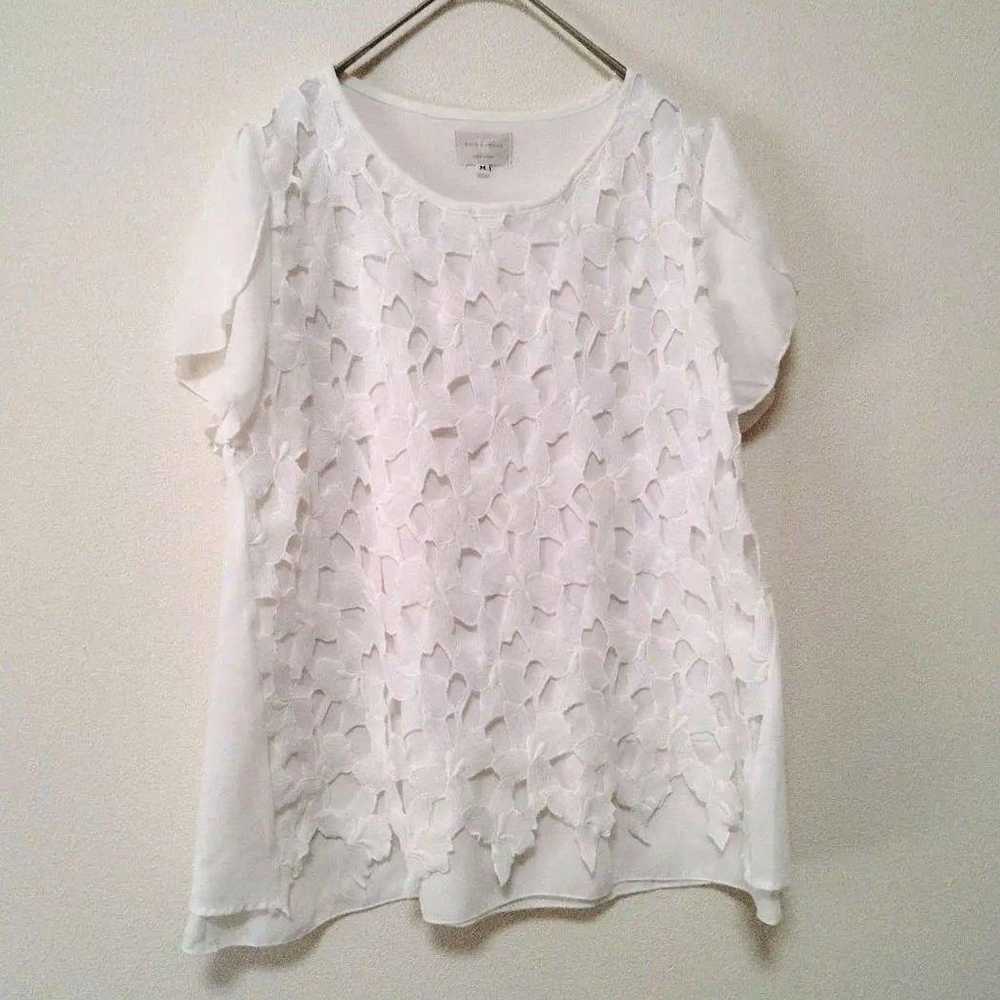 Emma James White T-shirt with Frills, Size M, Lac… - image 1