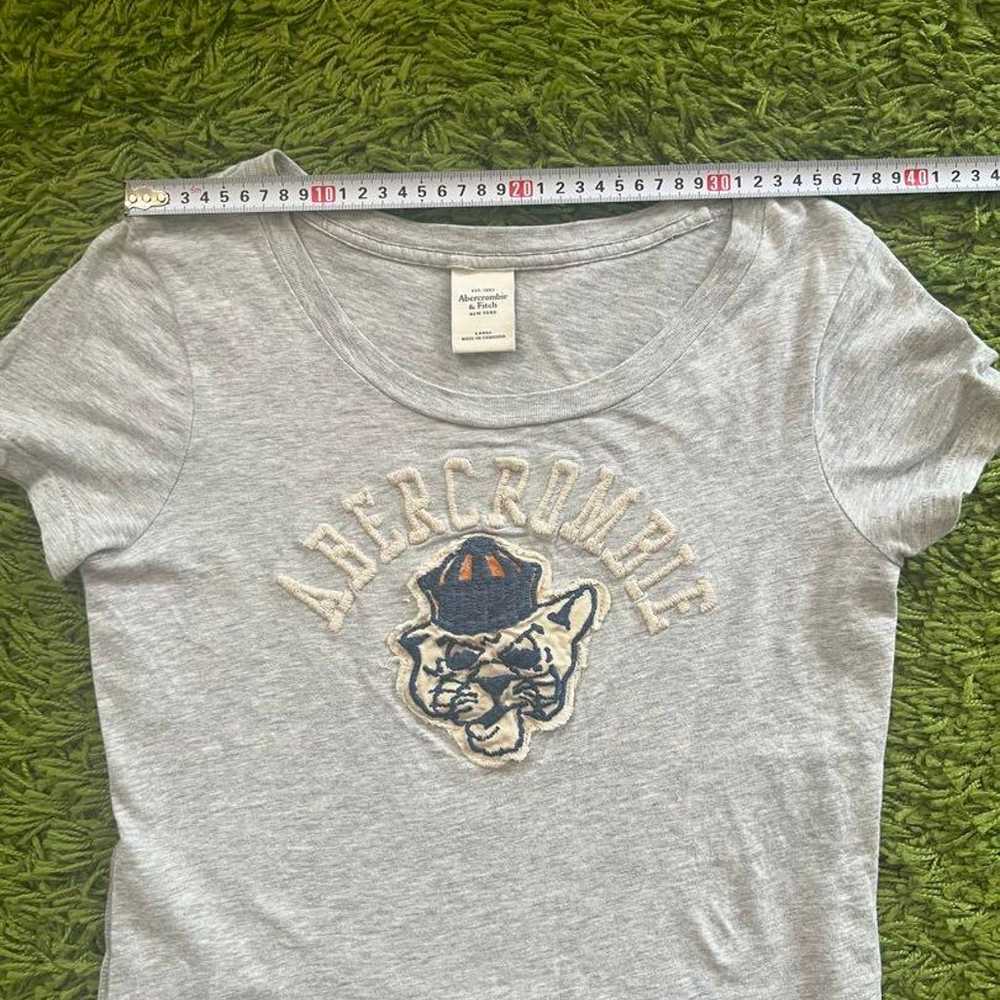 【Rare】Abercrombie & Fitch T-shirt Vintage Logo Em… - image 10