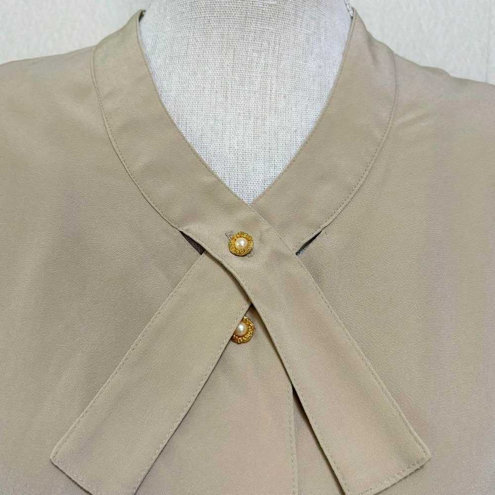 Vintage elegant clean blouse retro made in Japan … - image 12