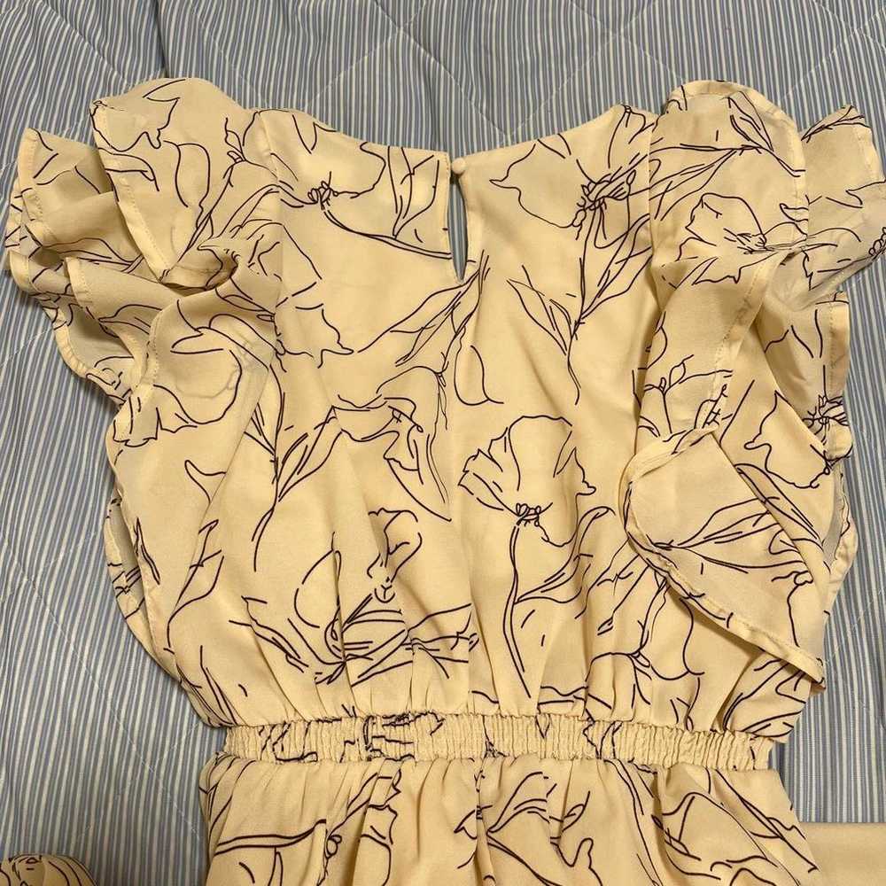 tocco closet Raffle Frill Line Flower V-Neck One … - image 6