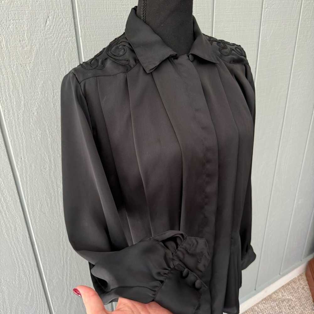 Vintage Tess Black Pleated Button Down Blouse ~ 10 - image 3