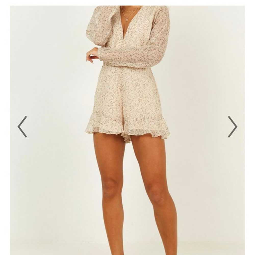 Showpo long sleeve romper - image 4