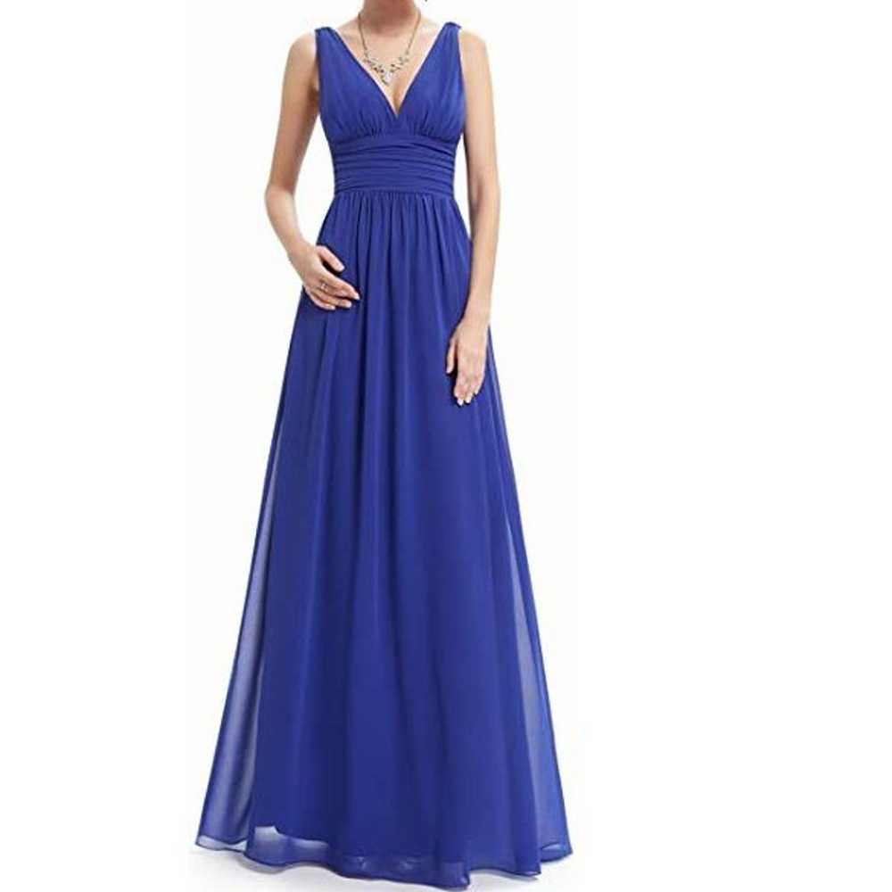 Sleeveless V-Neck Semi-Formal - image 1