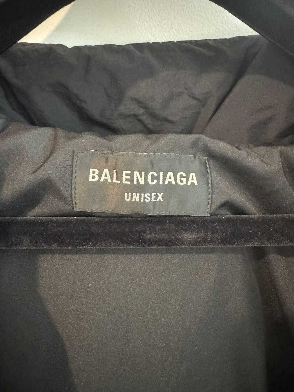 Balenciaga FW22 Black Hooded Puffer jacket - image 4