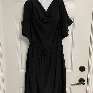 D8- MOSSIMO Black Split Sleeve  Midi Dress