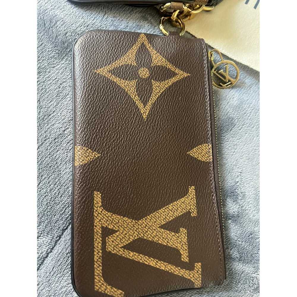 Louis Vuitton Trio pouch leather clutch bag - image 2