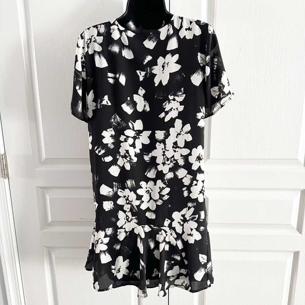 1. State Floral Ruffle Hem Short Sleeve Mini Dres… - image 2