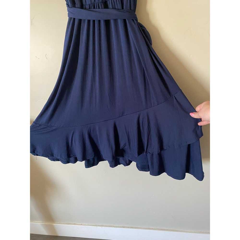 REB in J NWOT Navy Blue Tie Waist Midi Dress - image 7