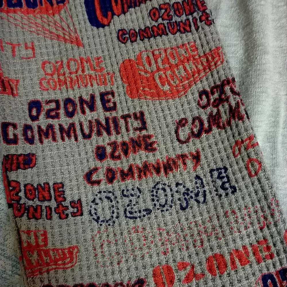 OZONE COMMUNITY Gray Sleeve Logo Print Raglan T-s… - image 5