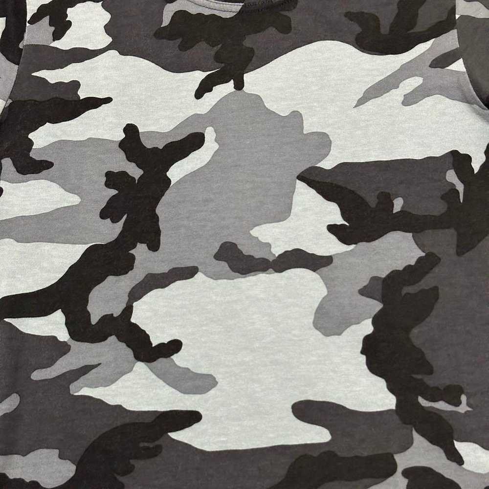 Christian Dior 2002 Spring/Summer Camouflage T-sh… - image 3