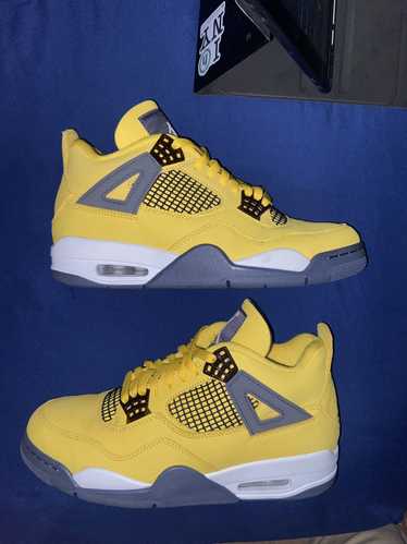 Jordan Brand Lightning jordan 4(size 9.5)