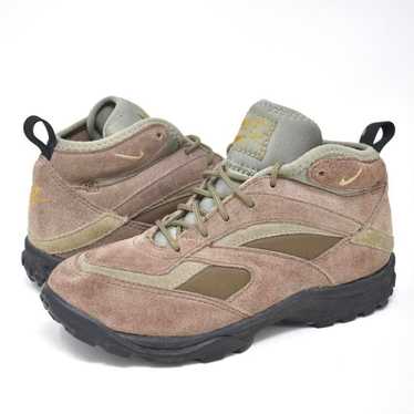 Nike 1994 Nike Boots in Brown and Sage Green - image 1