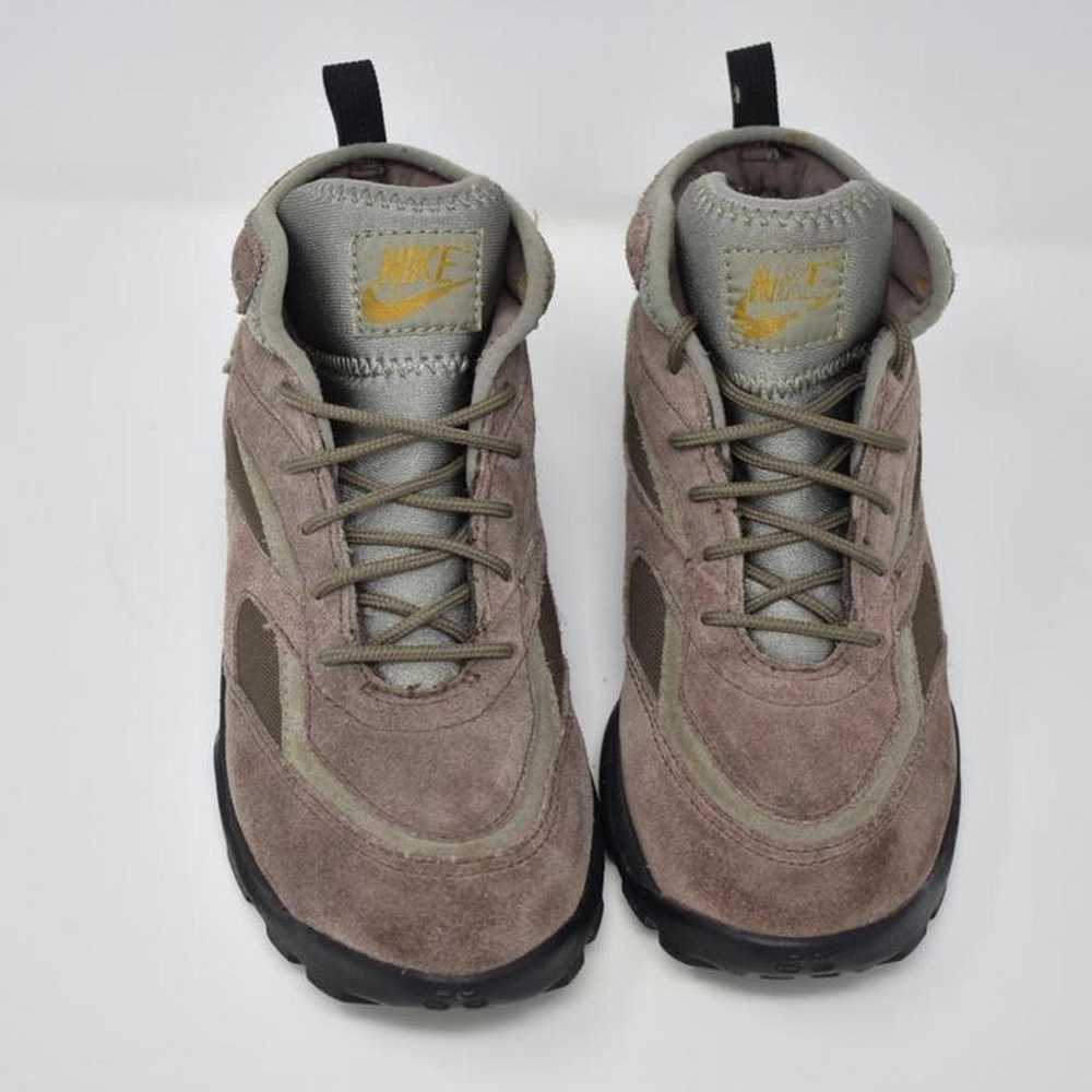 Nike 1994 Nike Boots in Brown and Sage Green - image 3