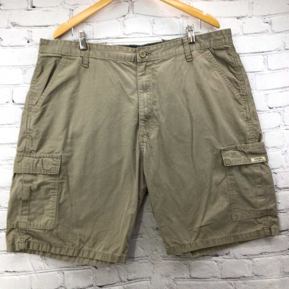 Wrangler Wrangler Cargo Shorts Mens Sz 40 Beige - image 1