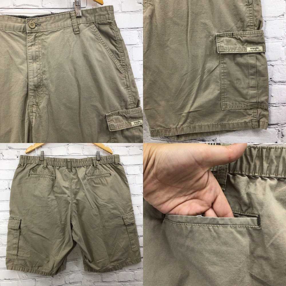 Wrangler Wrangler Cargo Shorts Mens Sz 40 Beige - image 4