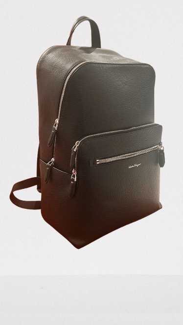 Salvatore Ferragamo o1s1rm0924 Size: OS / Backpack