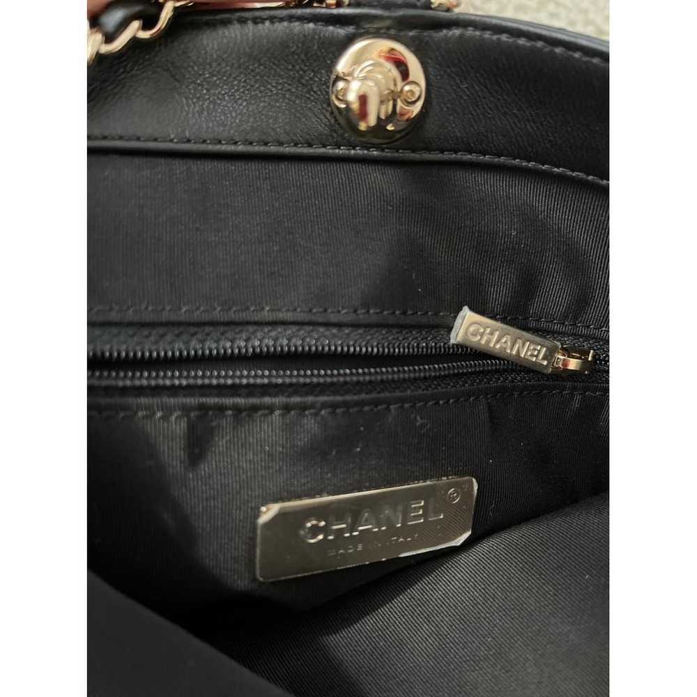 Chanel Chanel 22 leather handbag - image 3