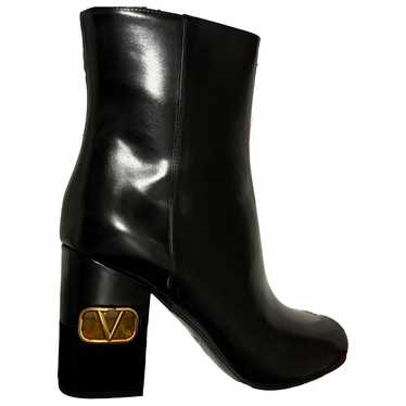 Valentino Garavani VLogo leather boots