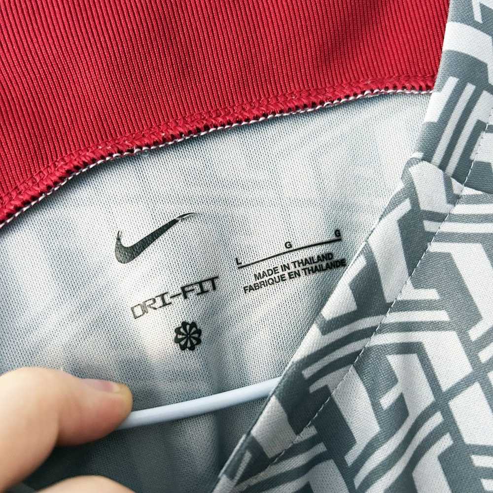 Liverpool × Nike × Soccer Jersey Liverpool jersey… - image 5