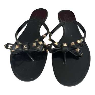 Valentino Garavani Rockstud flip flops