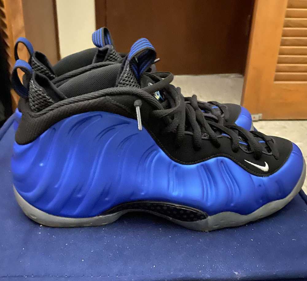 Nike Air Foamposite One Royal - image 3