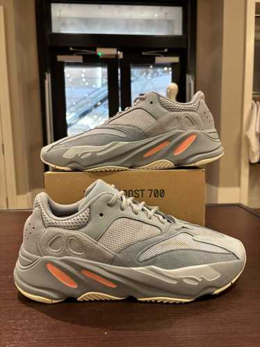 Adidas × Kanye West × Yeezy Season Yeezy boost 700