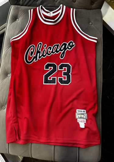 Vintage Michael Jordan Chicago Bulls Throwback Jer