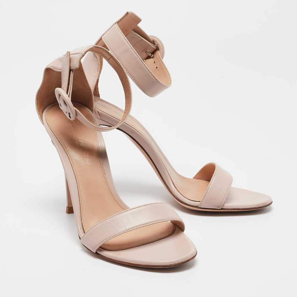 Gianvito Rossi Patent leather sandal - image 3