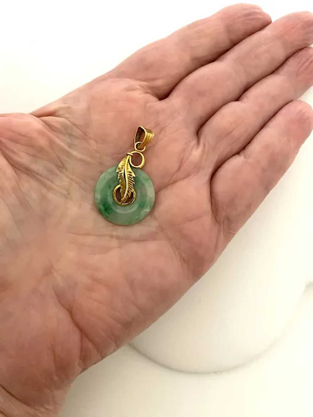 14 karat Jadeite Pendant - image 3