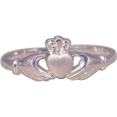 White Gold Claddagh Ring