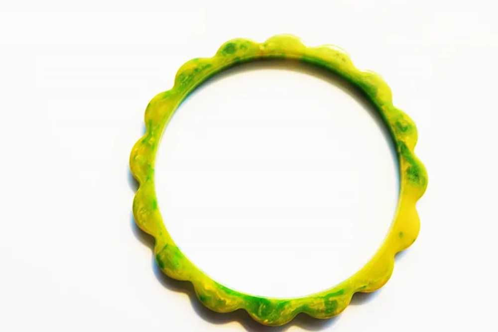 Two LIME Green w//Soft YELLOW Bakelite "DAISY" Sc… - image 6