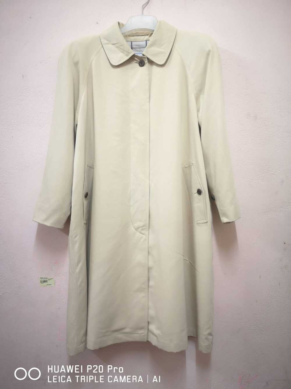 Burberry Authentic Vintage Burberrys Trench Coat - image 10