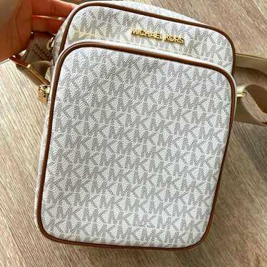 Michael Kors shoulder bag white shoulder diagonal… - image 1