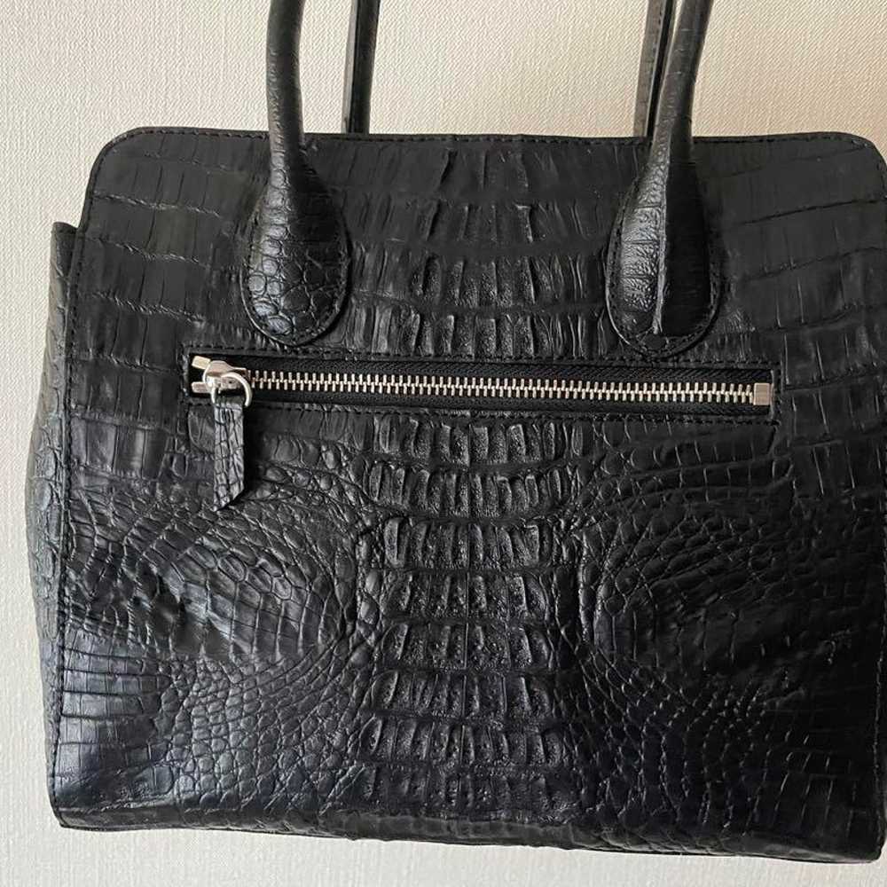 Unused Cayman Back (Black handbag with keys) - image 8