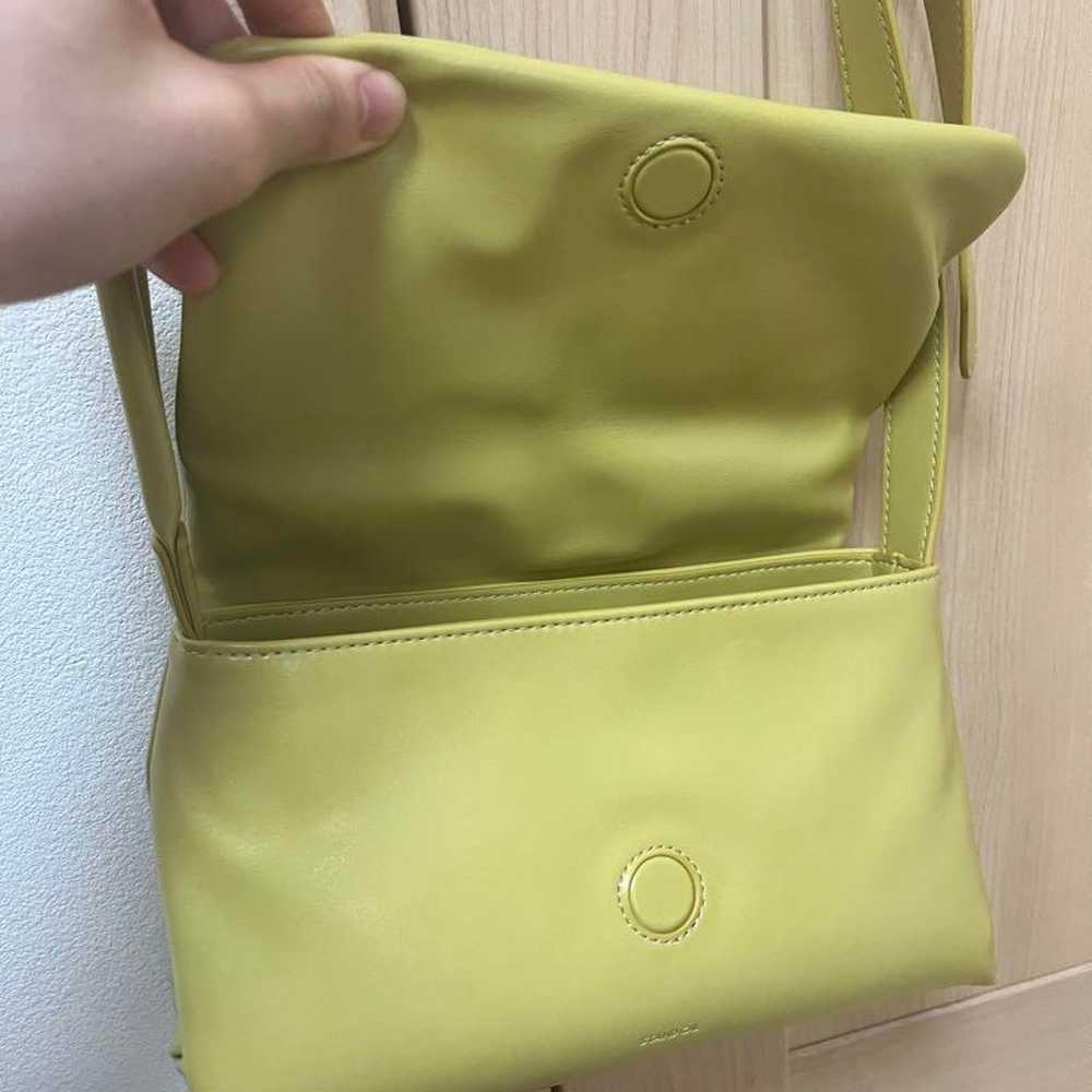 スタンドオイル フラフィ ミニ バッグ

Stand oil fluffy mini bag - image 7