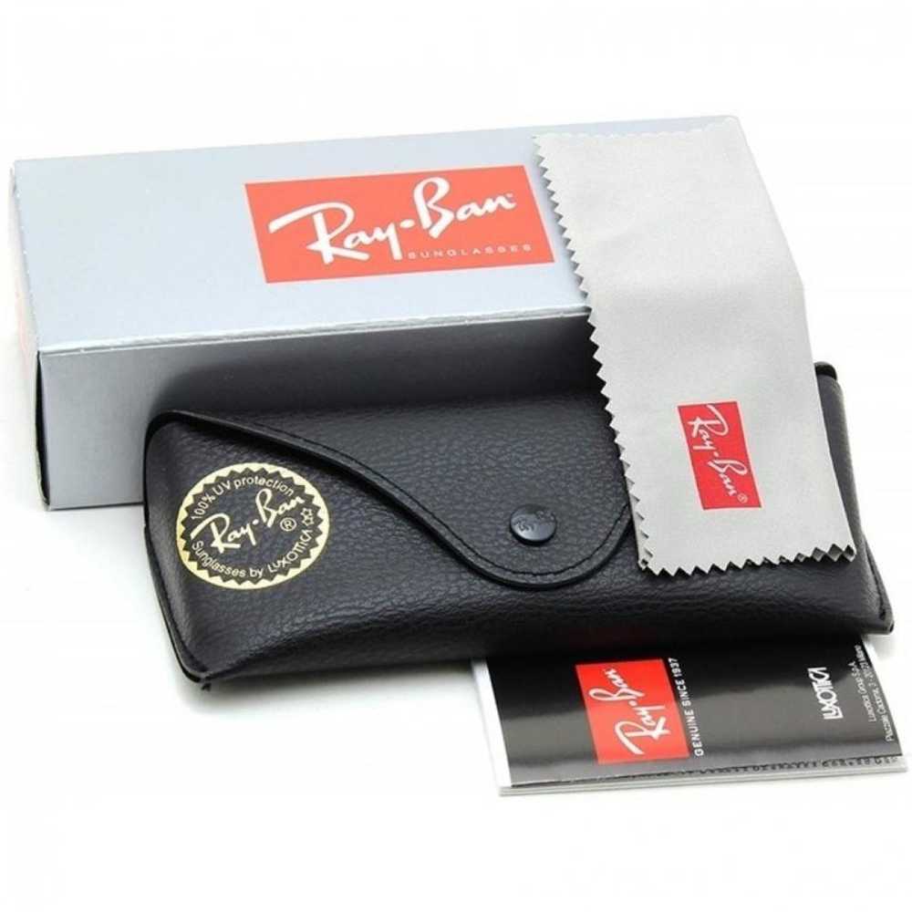 Ray-Ban Rectangle sunglasses - image 4