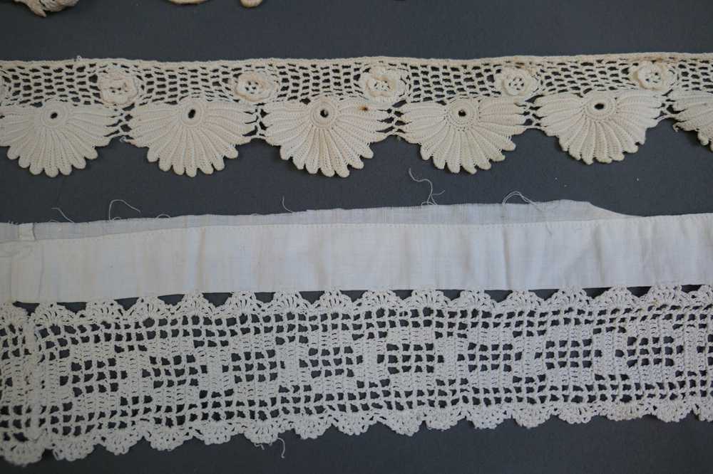 7 Pieces Antique Vintage Lace Trims, Remnants, Ed… - image 6