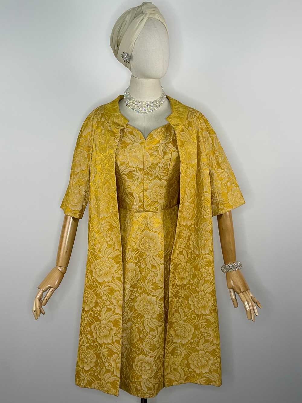 1960s golden floral matching ensemble - image 2