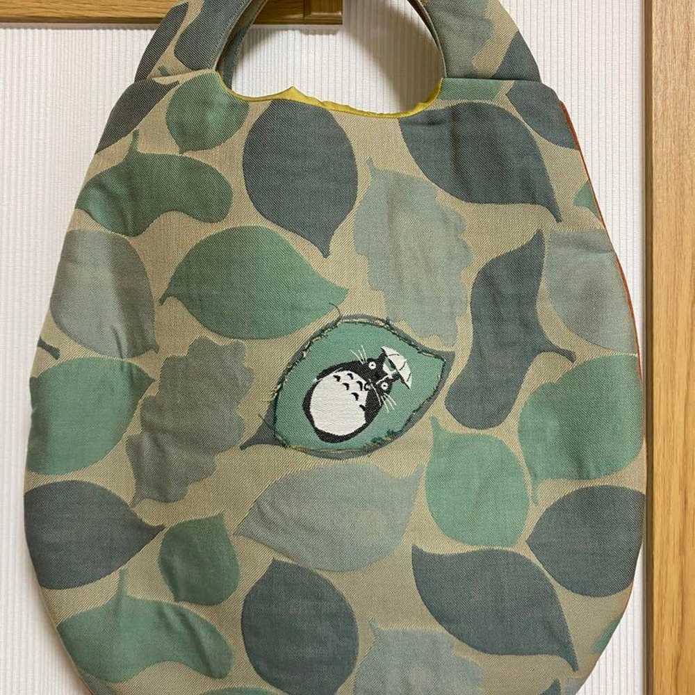 Minä Perhonen Totoro Ghibli leaf pattern handbag. - image 3