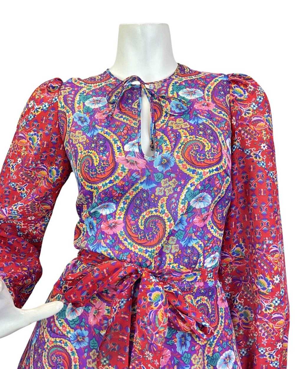 VINTAGE 70s PURPLE RED BLUE PSYCHEDELIC FLORAL PA… - image 3