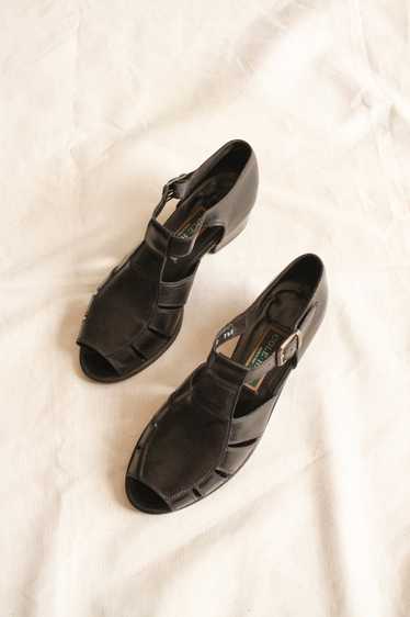 1990s Cole Haan Black Cutout Sandals | Size 7.5